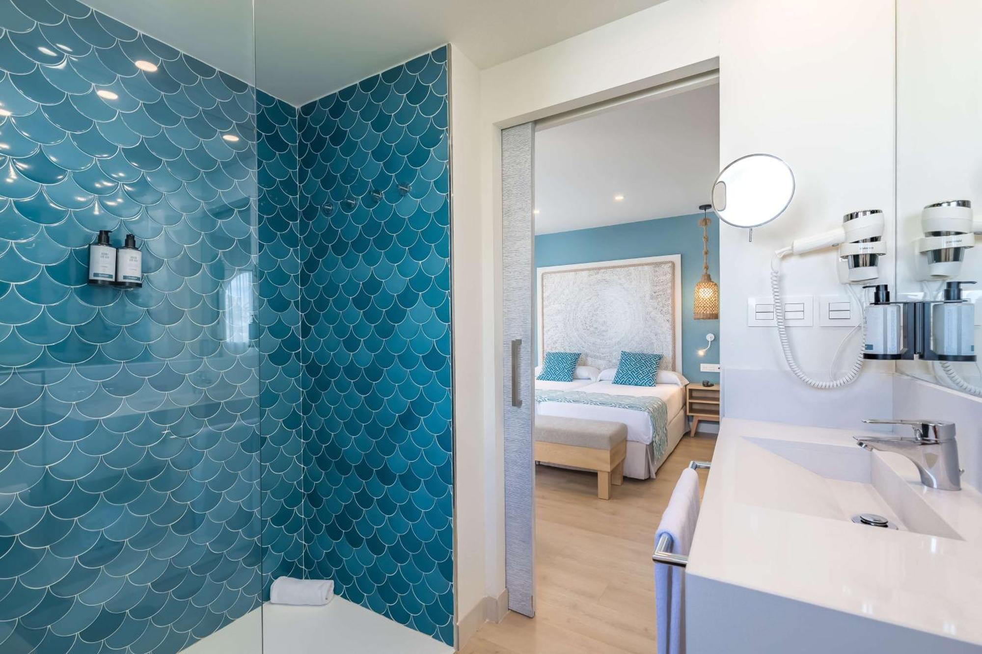 Superior Zimmer mit Meerblick (3 Erwachsene)